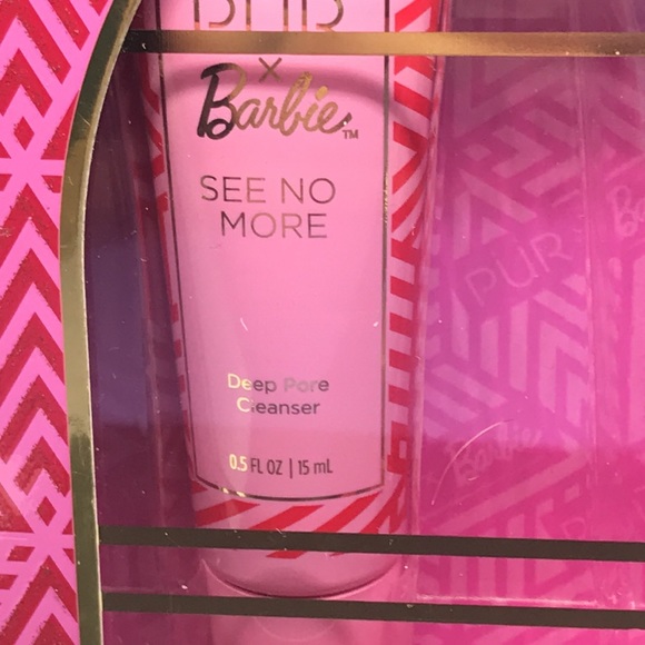 🆕Pür x Barbie Skin Essentials Set Cleanser & Serum!💖💝3/$25 - Picture 4 of 12